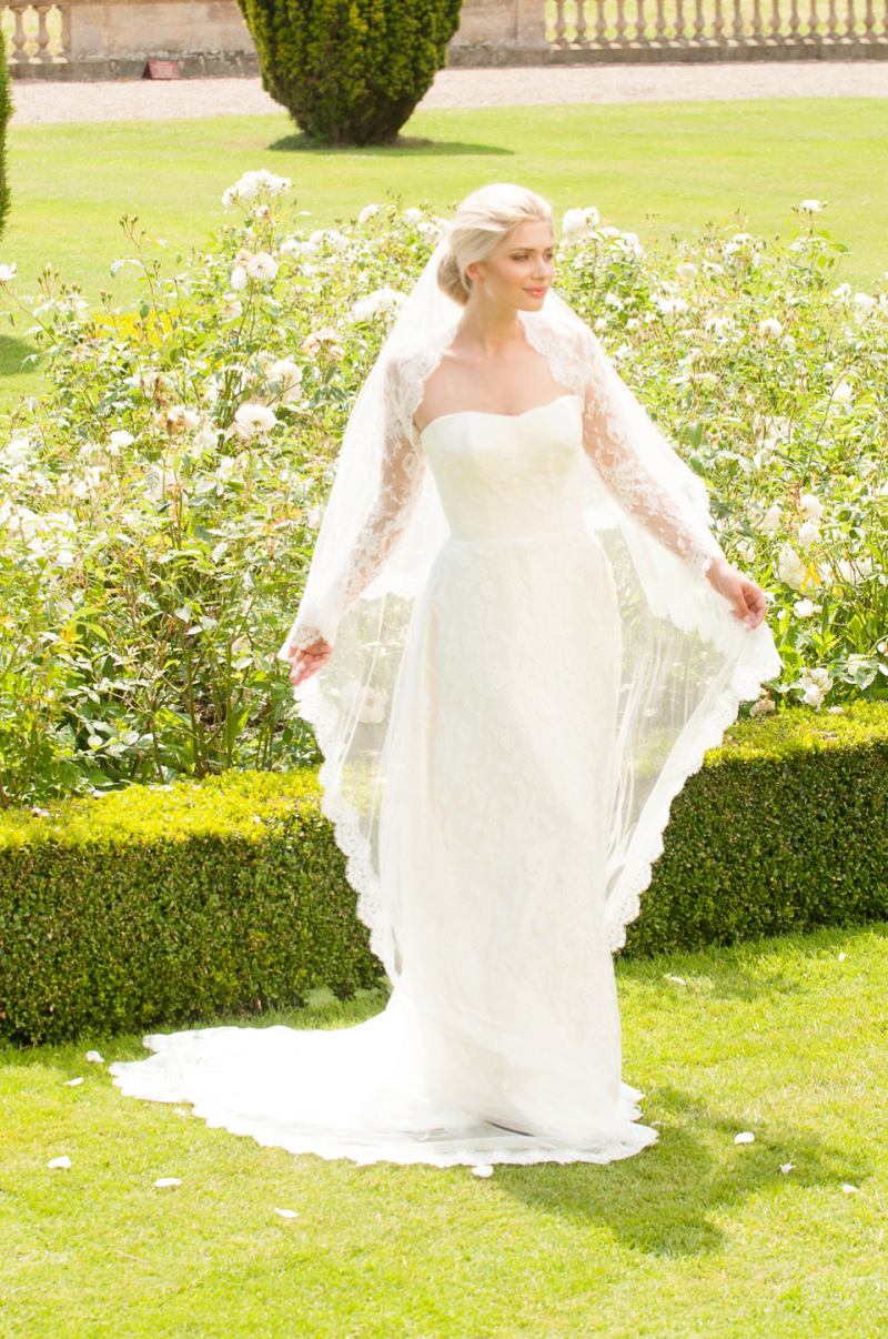 lynn ashworth, british bridal designer