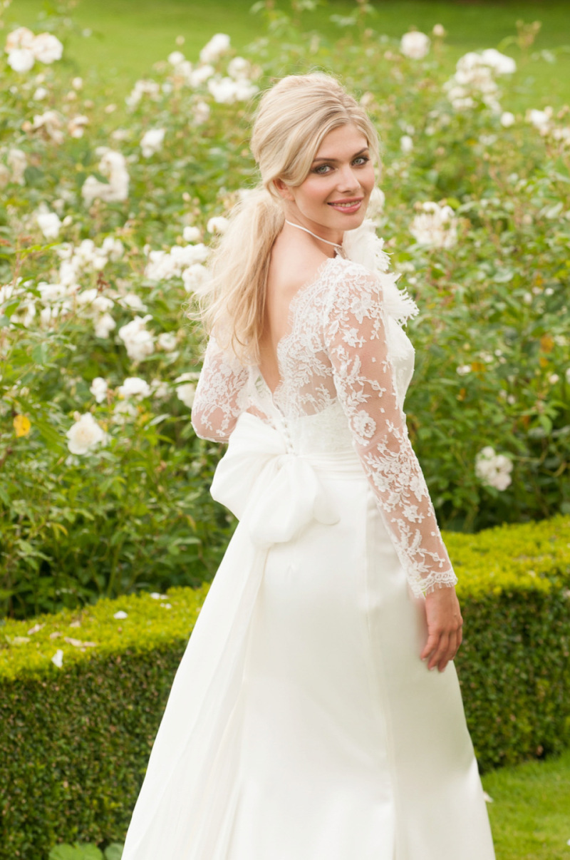 lynn ashworth, british bridal designer